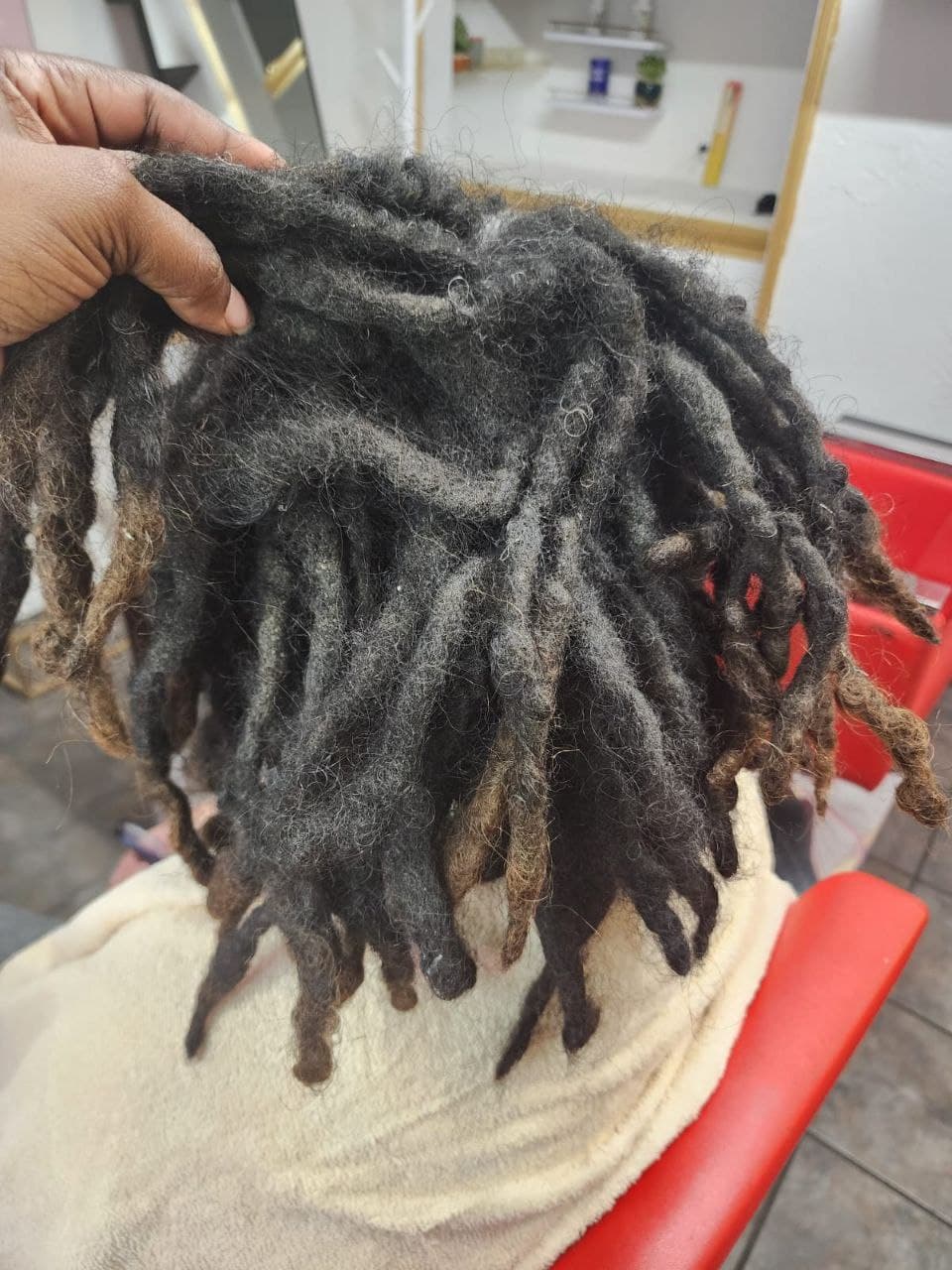 Locs Maintenance in Tucson Arizona - Dreadlocs specialist