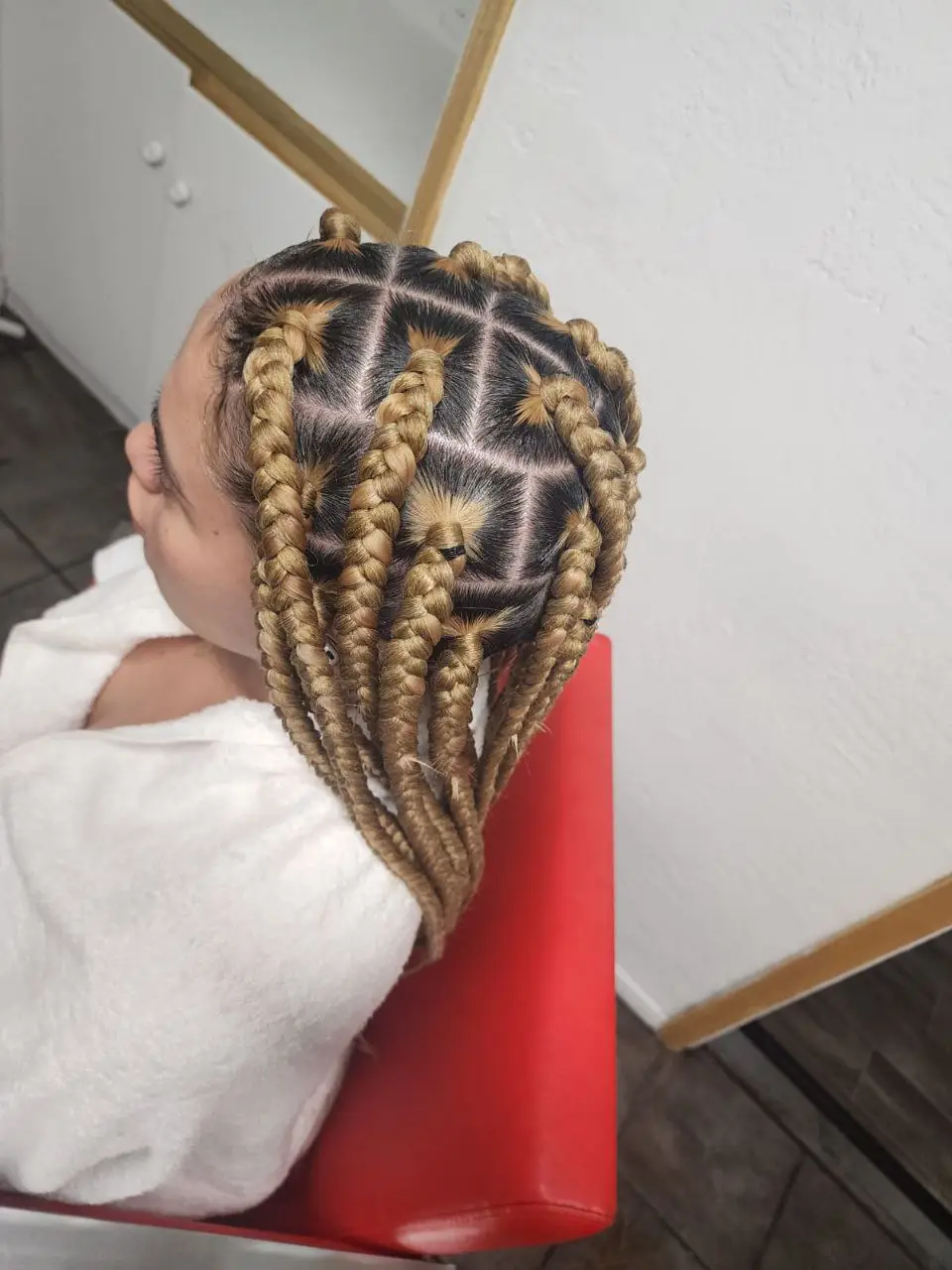 Jumbo Box Braids hair braiding Tucson - Professional female braids